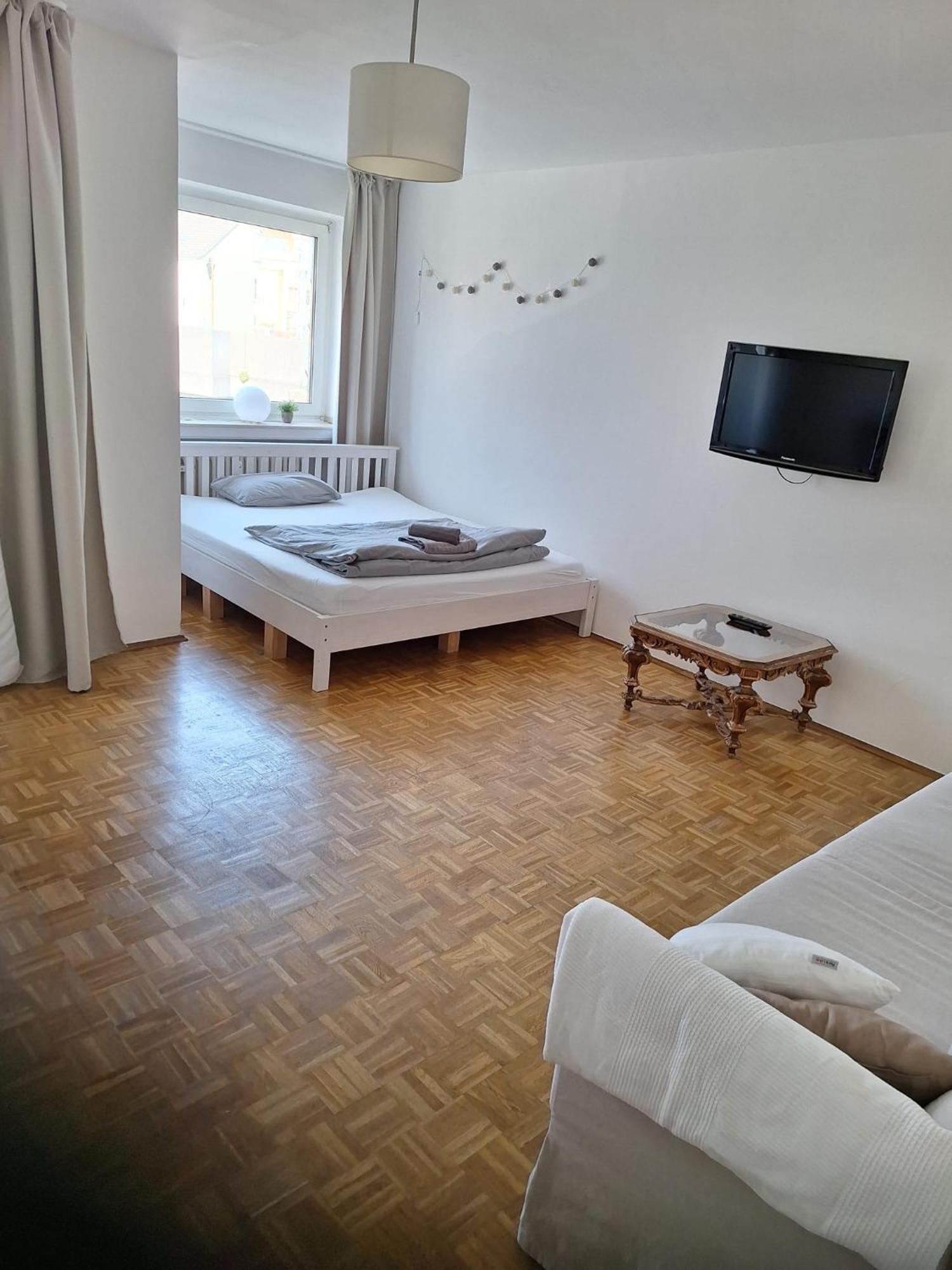 Flat Medien Hafen 30mintofair * Dusseldorf